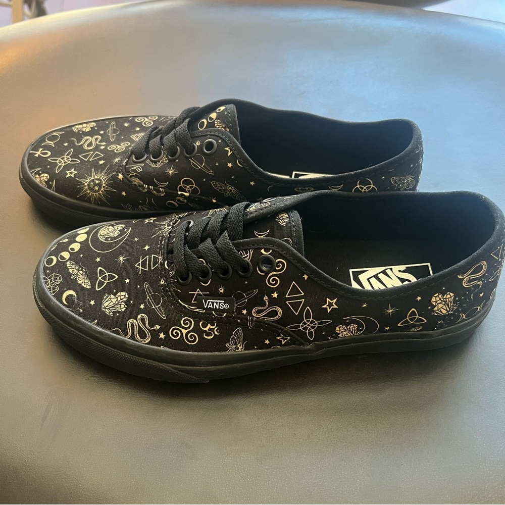 VANS Halloween Witch Goth Sneakers Womens Sz 9